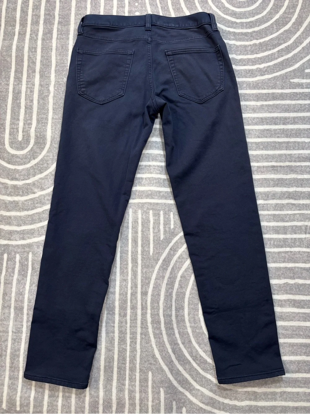 Banana Republic Navy Traveler Athletic Tapered Pants, 30x30